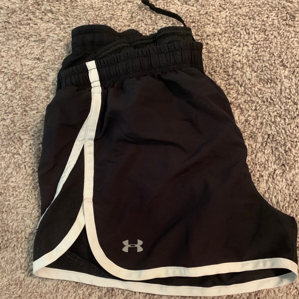 Running shorts
